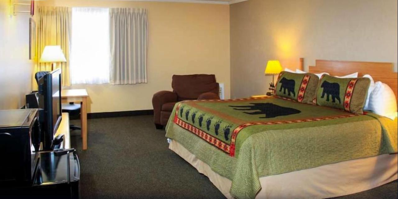 Yellowstonepark Inn&Suites Ливингстон Экстерьер фото